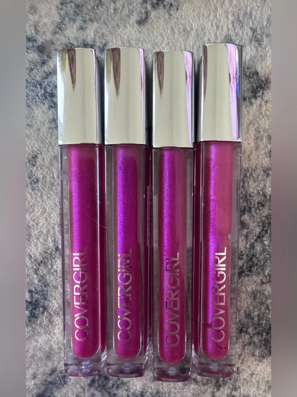COVERGIRL COLORLICIOUS LIP GLOSS #690 PINKALICIOUS SEALED (Lot Of 4)